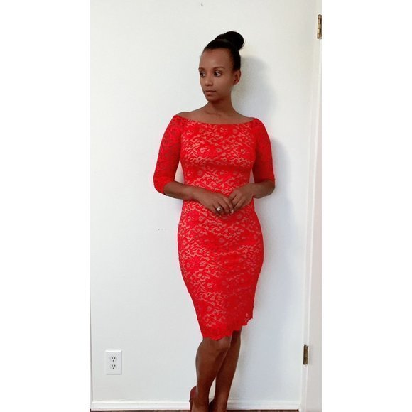 Sabora Red Lace Fitted Mini Dress Size Small - Picture 2 of 10